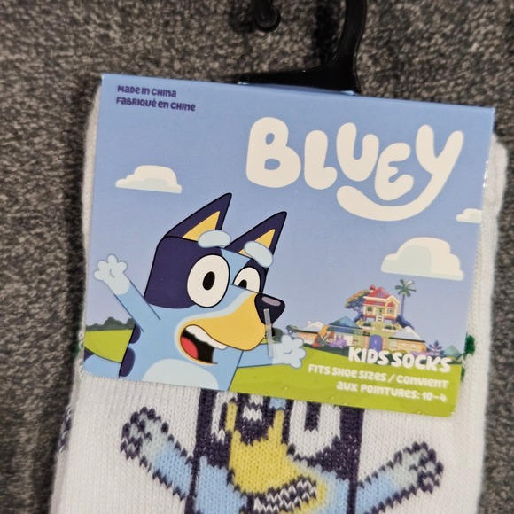 Bluey Kids St Patricks Day Shamrock Crew Socks White Green Shoe Size 10-4 NEW - Picture 2 of 4